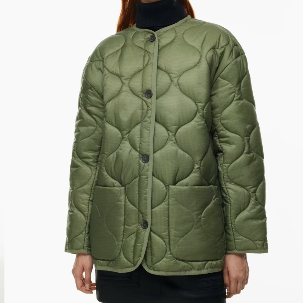 Aritzia quilted jacket